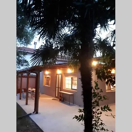 A Little Paradise Holiday home *